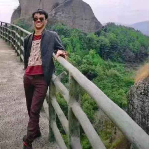 广东27岁单身帅哥真诚找对象-北海征婚相亲网