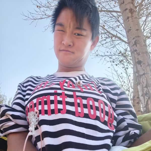 内蒙古24岁单身美女真诚找对象-北海征婚相亲网