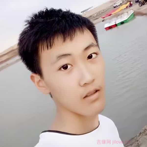 河南24岁单身帅哥真诚找对象-北海征婚相亲网